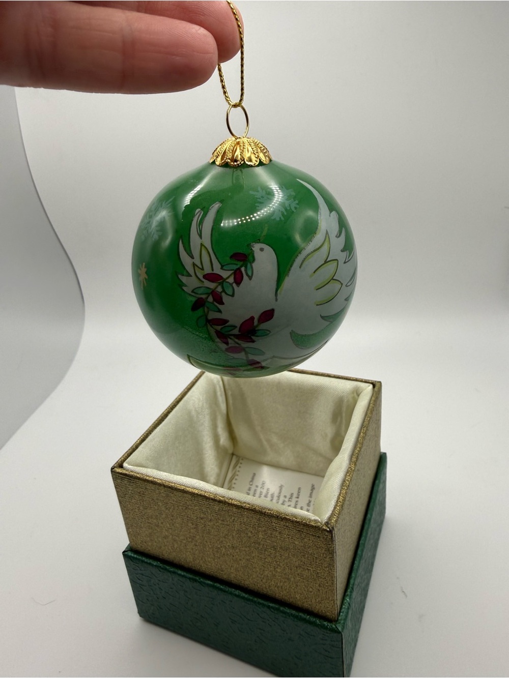 Pier 1 Li Bien Peace Dove Green Glass Ornament Hand Painted Boxed
